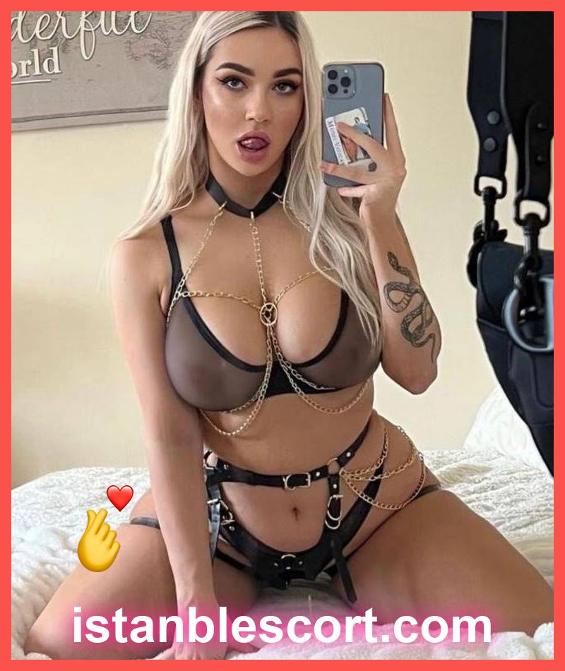 Aylin, 21 — Kasımpaşa vitrin kartı